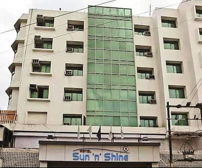 https://imgcld.yatra.com/ytimages/image/upload/t_hotel_yatra_city_desktop/v1438864165/Domestic Hotels/Hotels_Bhavnagar/Hotel Sun n Shine/OVERVIEW.jpg